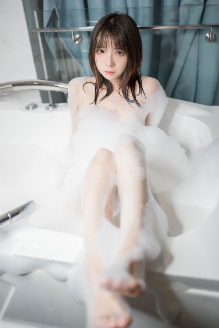 16-疯猫-泡泡浴插图5
