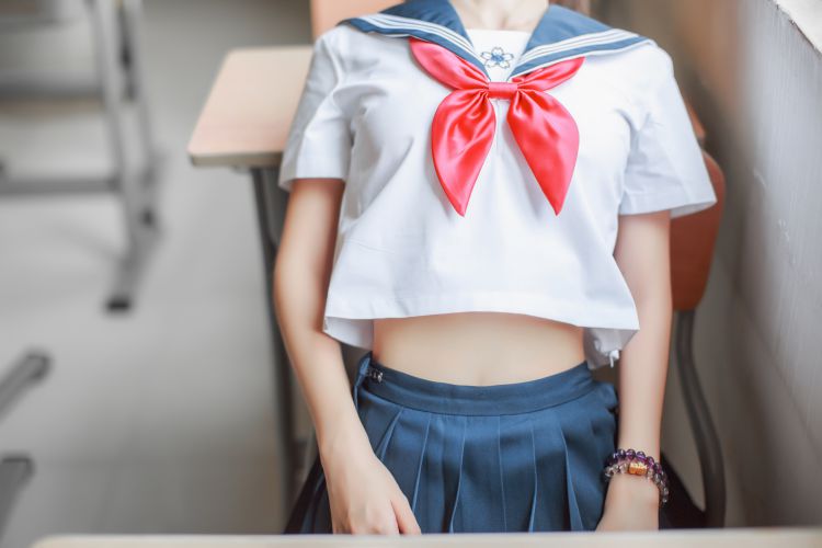 29-疯猫-同桌的水手服插图1