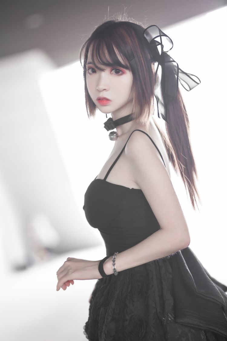 33-疯猫-黑色礼服插图6