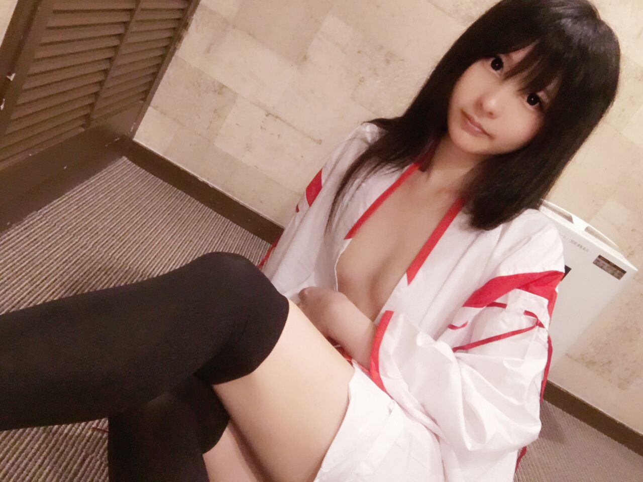 习呆呆-小巫女插图2
