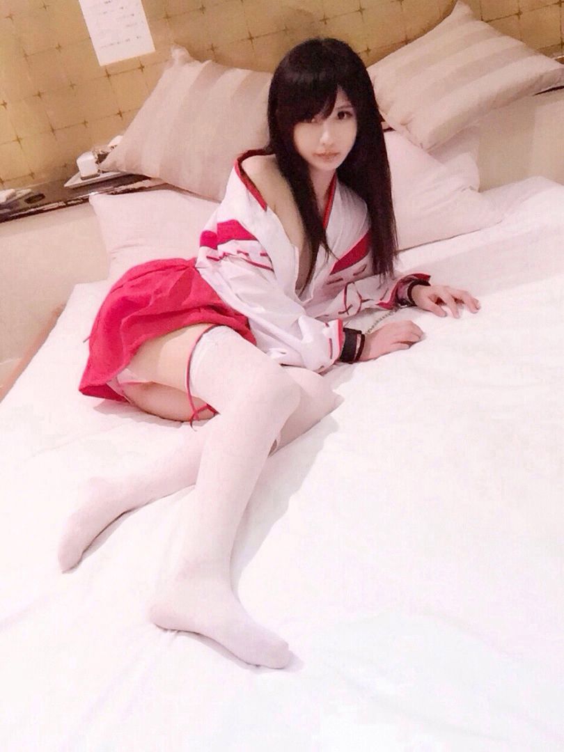 习呆呆-小巫女插图8