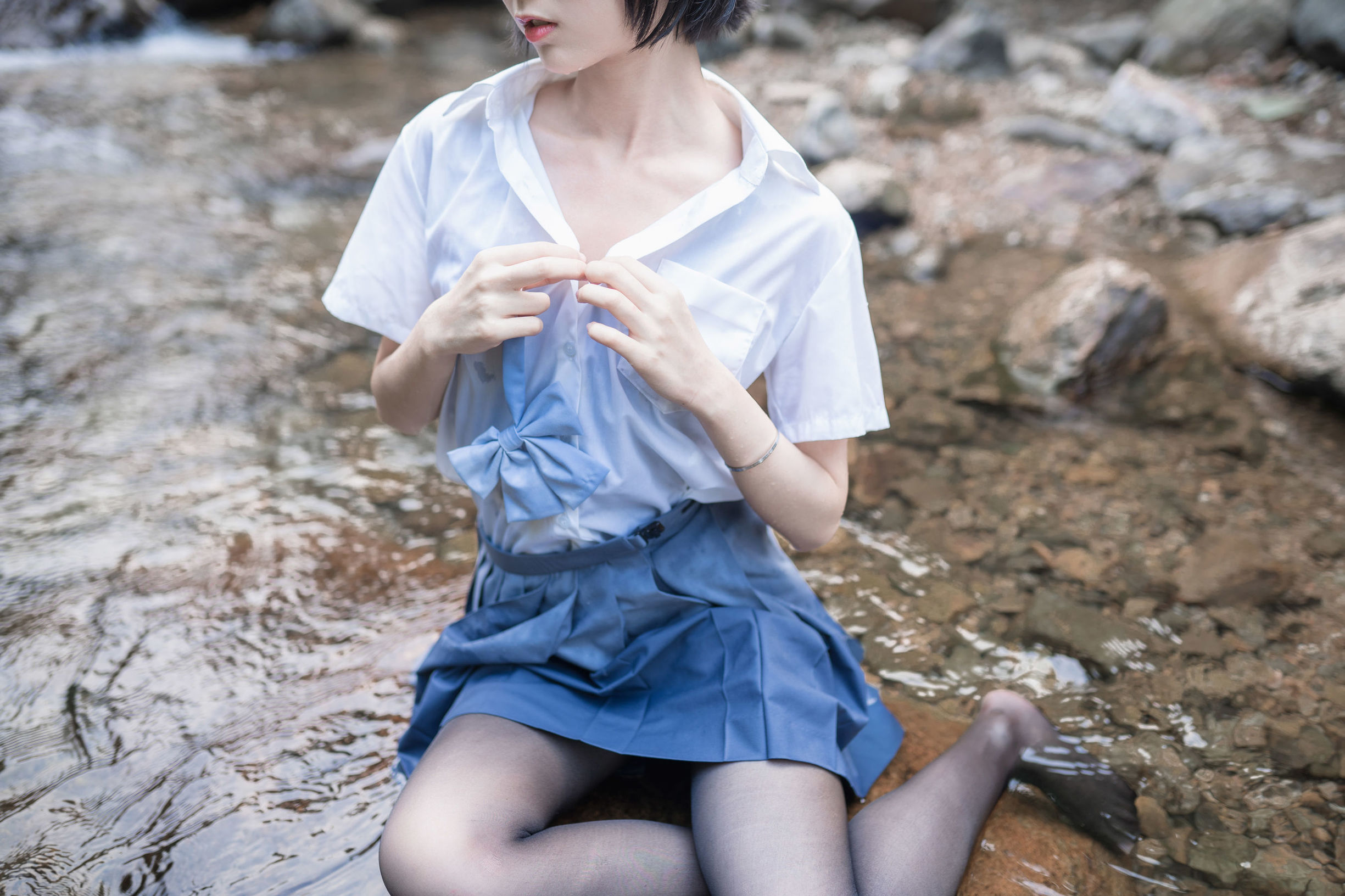 萌系小姐姐木绵绵OwO水色溪边制服插图2
