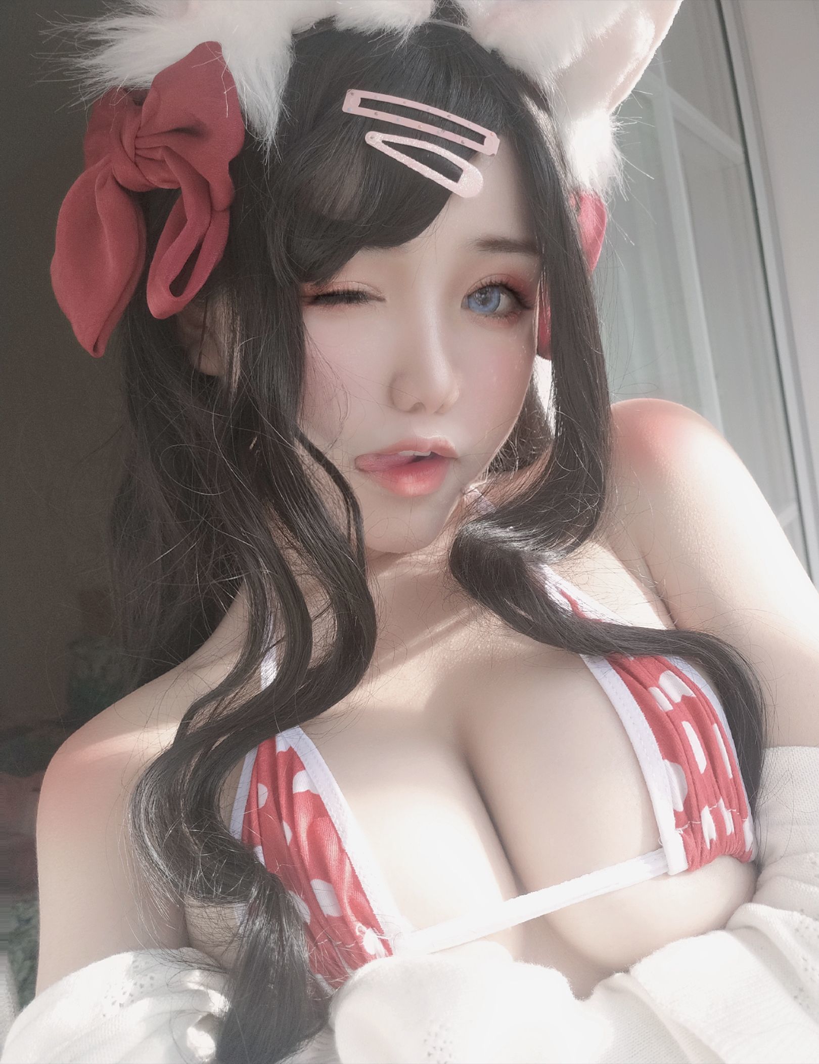 一笑芳香沁《窗与宠物猫》写真集插图5