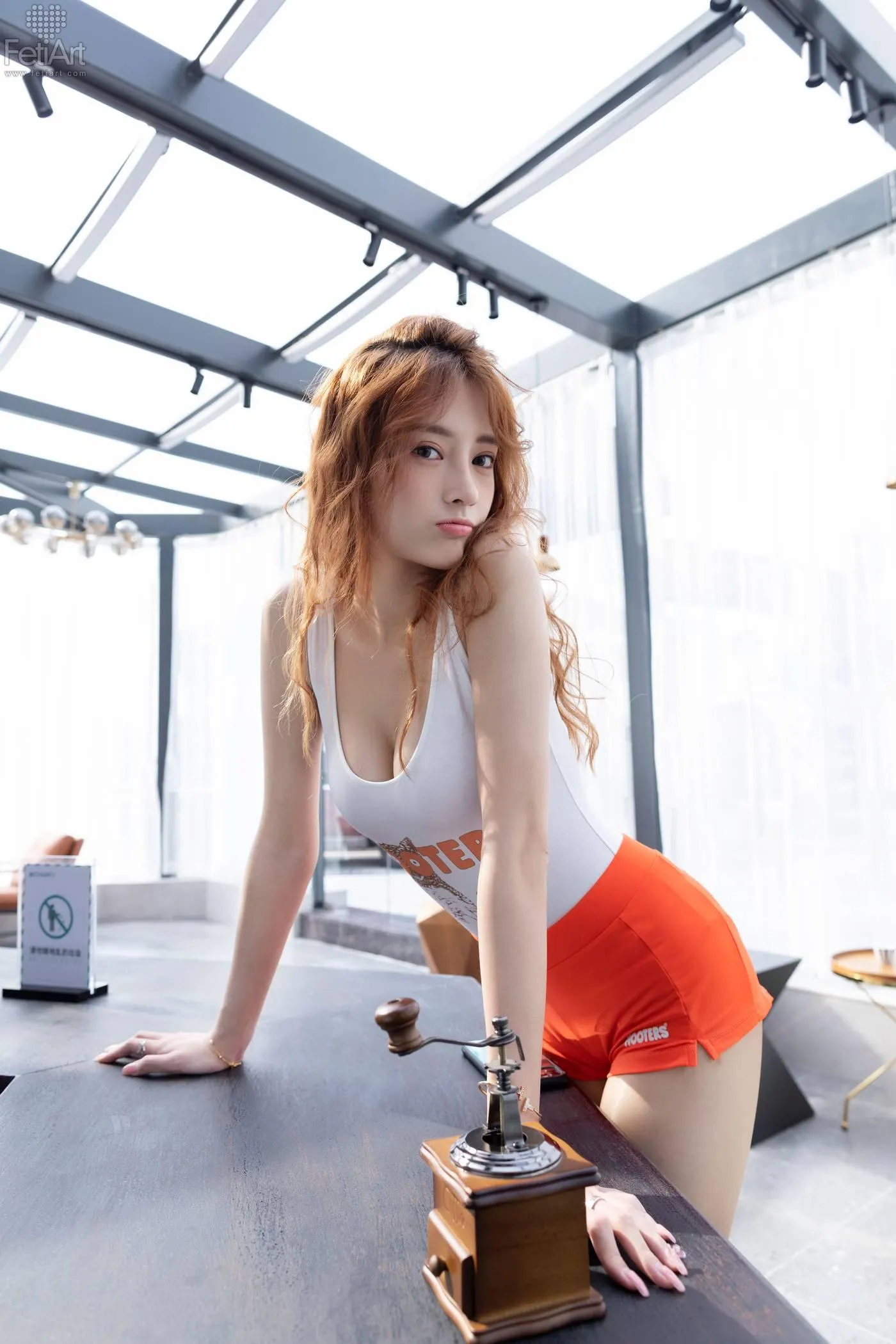 [FetiArt尚物集]NO.00022 Hooters Girl Is Working MODEL-Cherry[37P]插图6