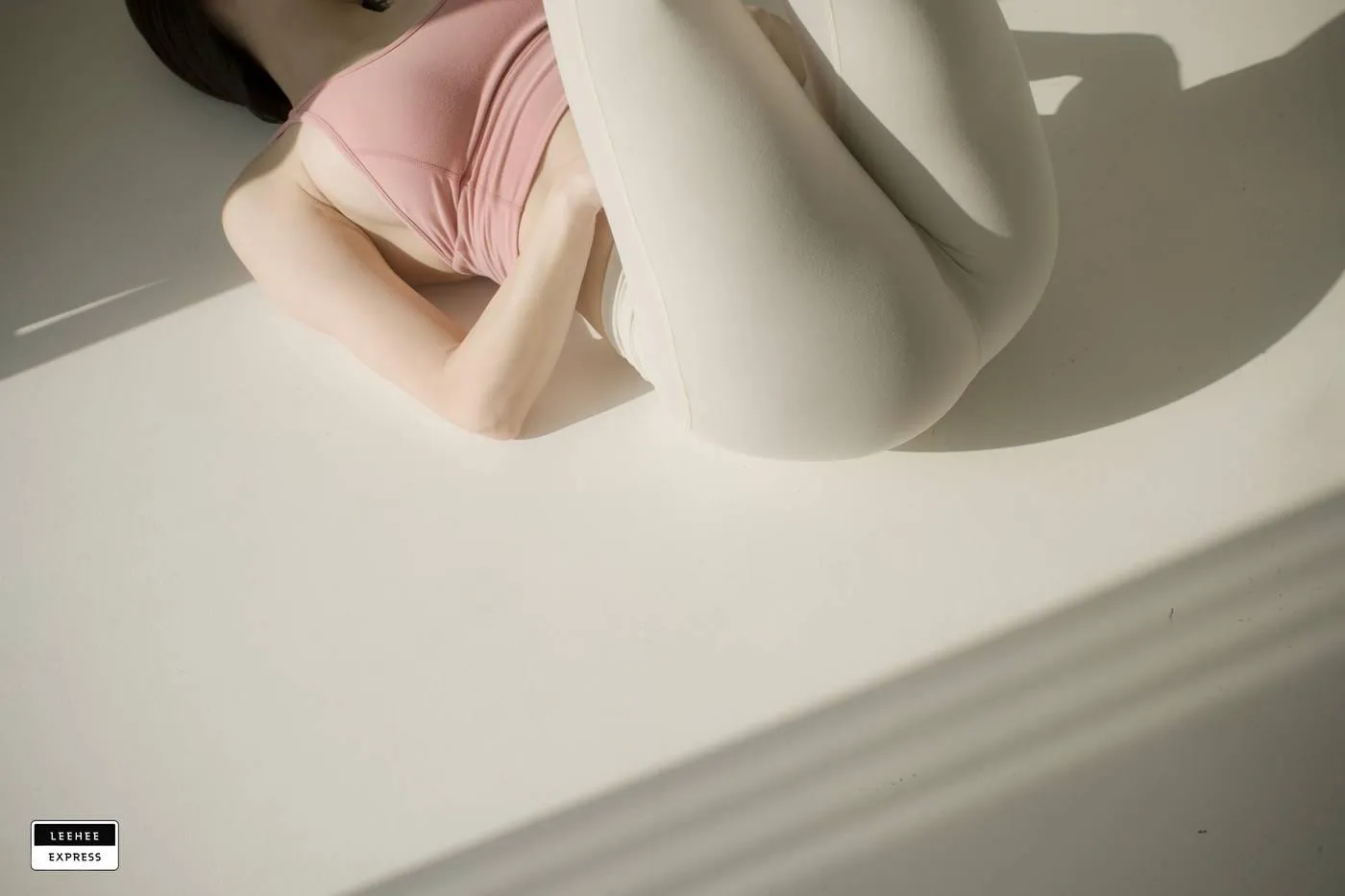 [LeeheeExpress]089 LEND-002 – Min.E[42P]插图2