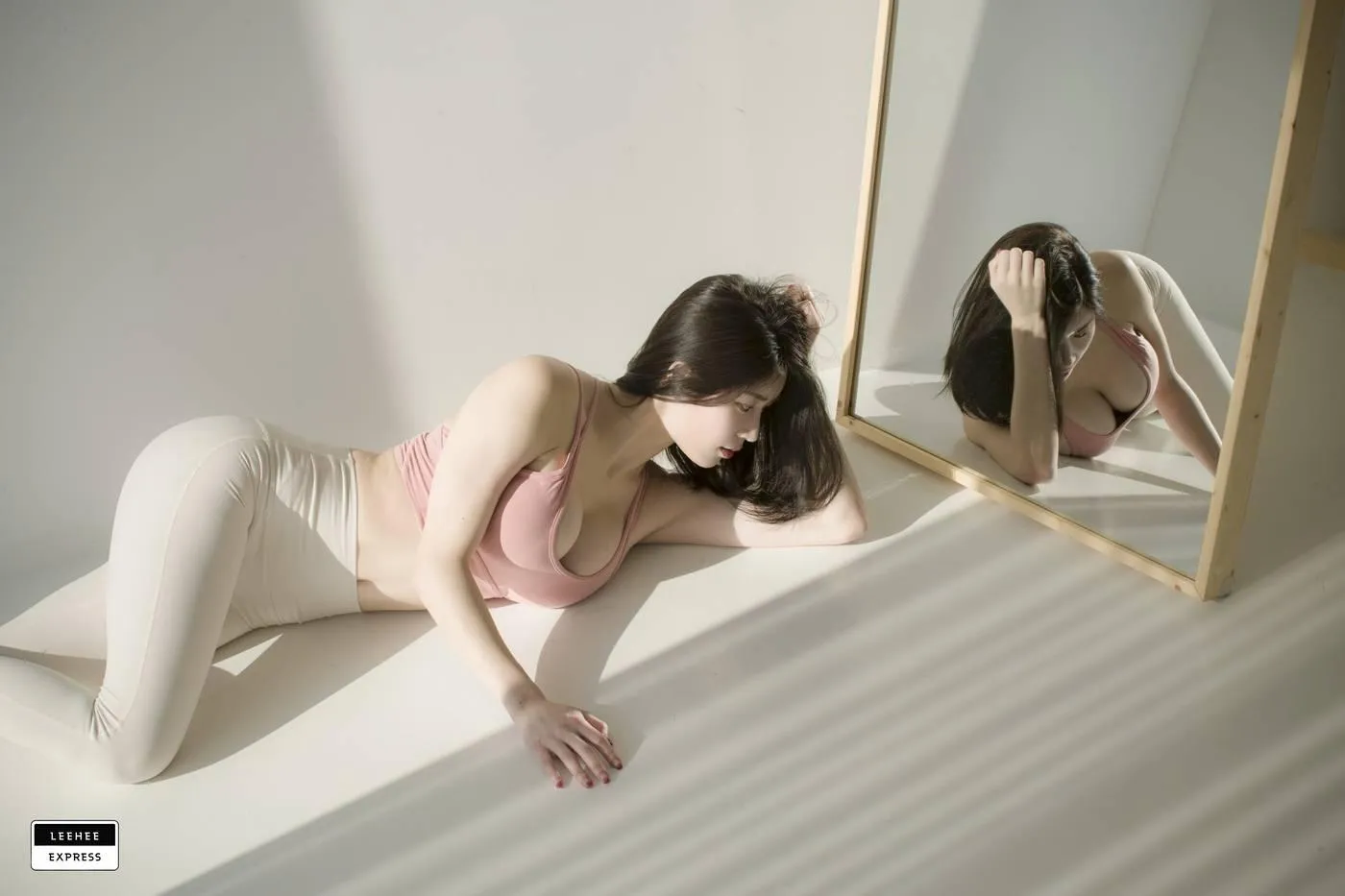 [LeeheeExpress]089 LEND-002 – Min.E[42P]插图