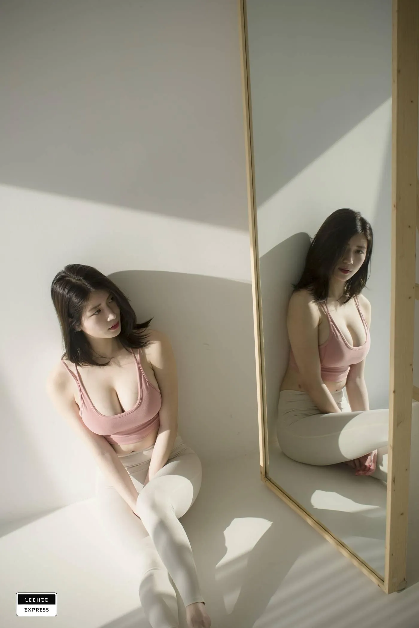 [LeeheeExpress]089 LEND-002 – Min.E[42P]插图2