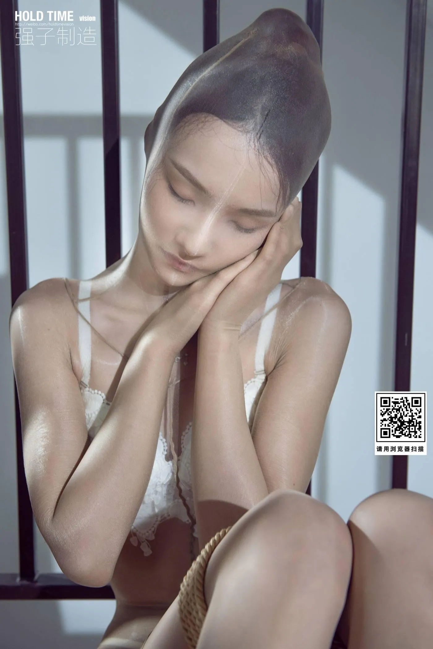 [Ligui丽柜]2022.08.13 颜丝紧缚 心心[109P]插图3
