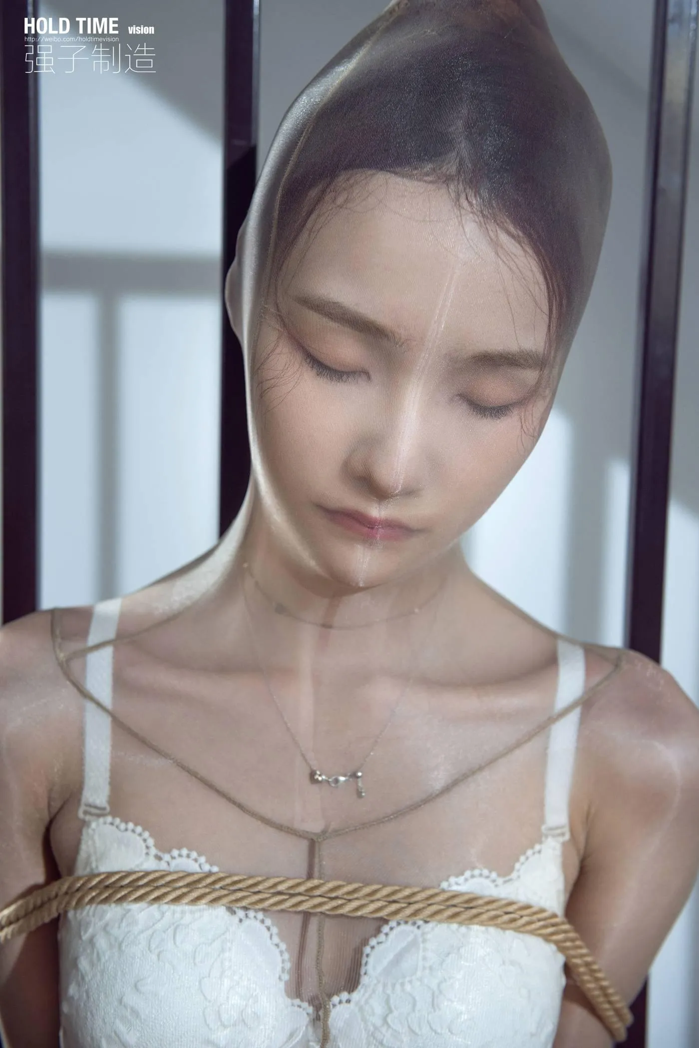 [Ligui丽柜]2022.08.13 颜丝紧缚 心心[109P]插图