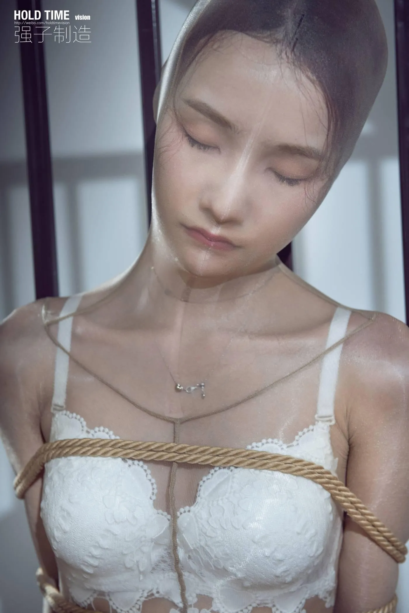 [Ligui丽柜]2022.08.13 颜丝紧缚 心心[109P]插图7
