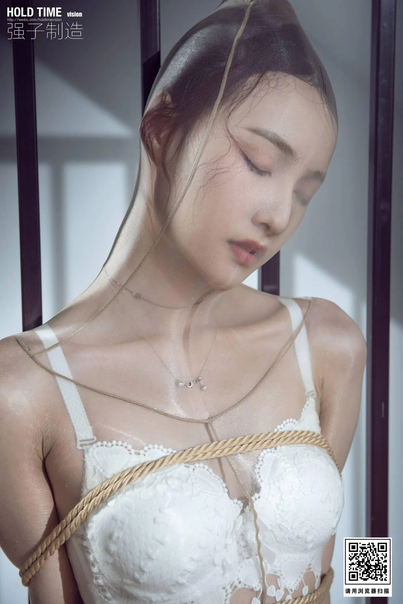 [Ligui丽柜]2022.08.13 颜丝紧缚 心心[109P]插图1