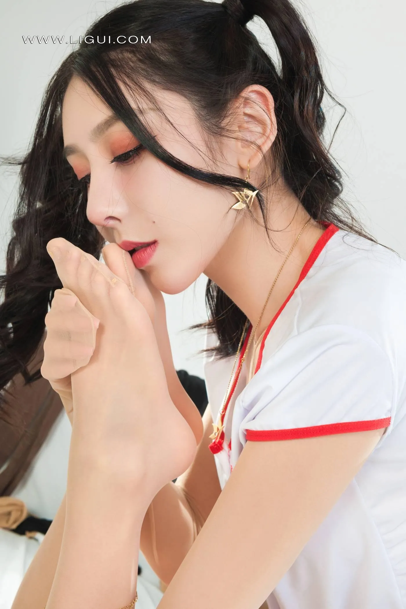[Ligui丽柜]2022.03.28《双生花-丝欲双生》兔子&汐汐[71P]插图5