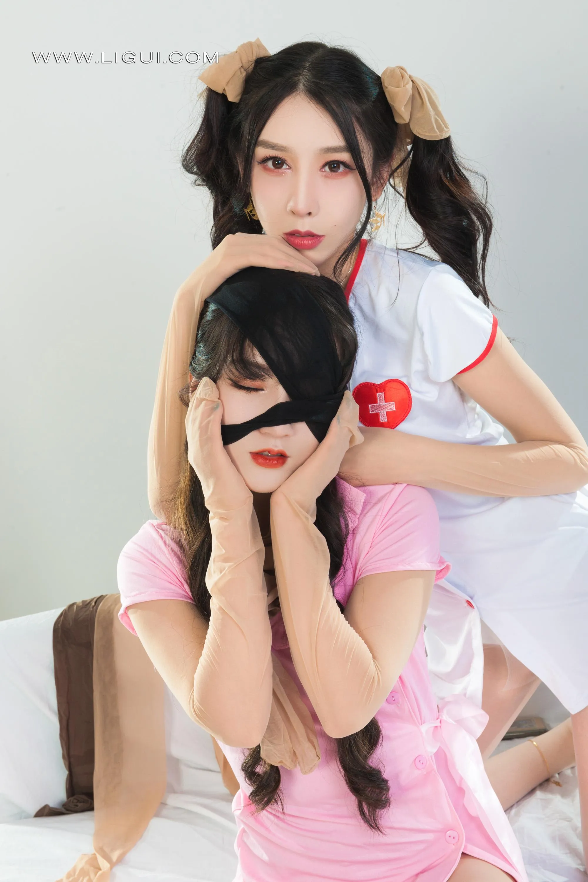 [Ligui丽柜]2022.03.28《双生花-丝欲双生》兔子&汐汐[71P]插图9