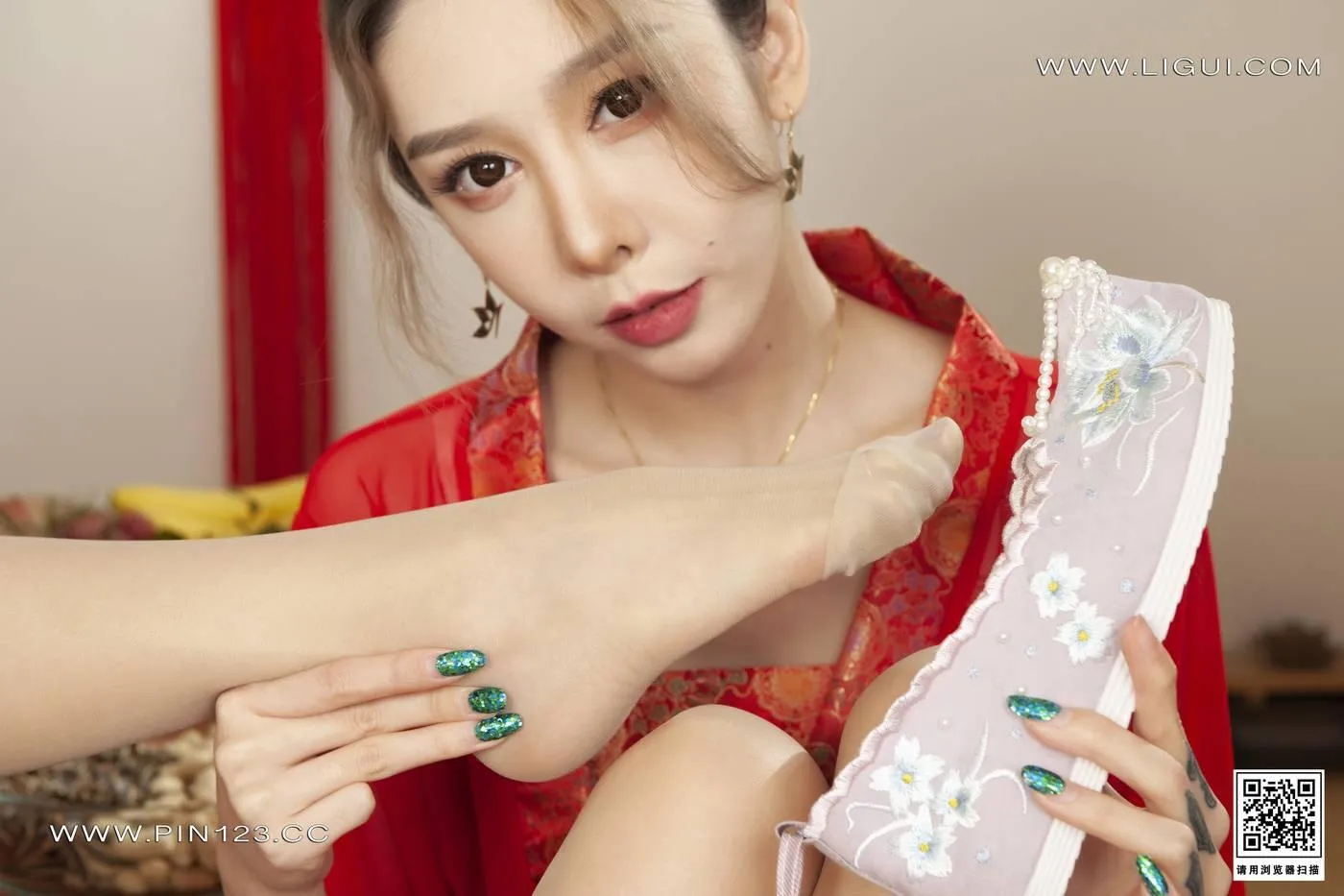 [Ligui丽柜]2023.01.19 花足迎春(上) 兔子＆心心[71P]插图3