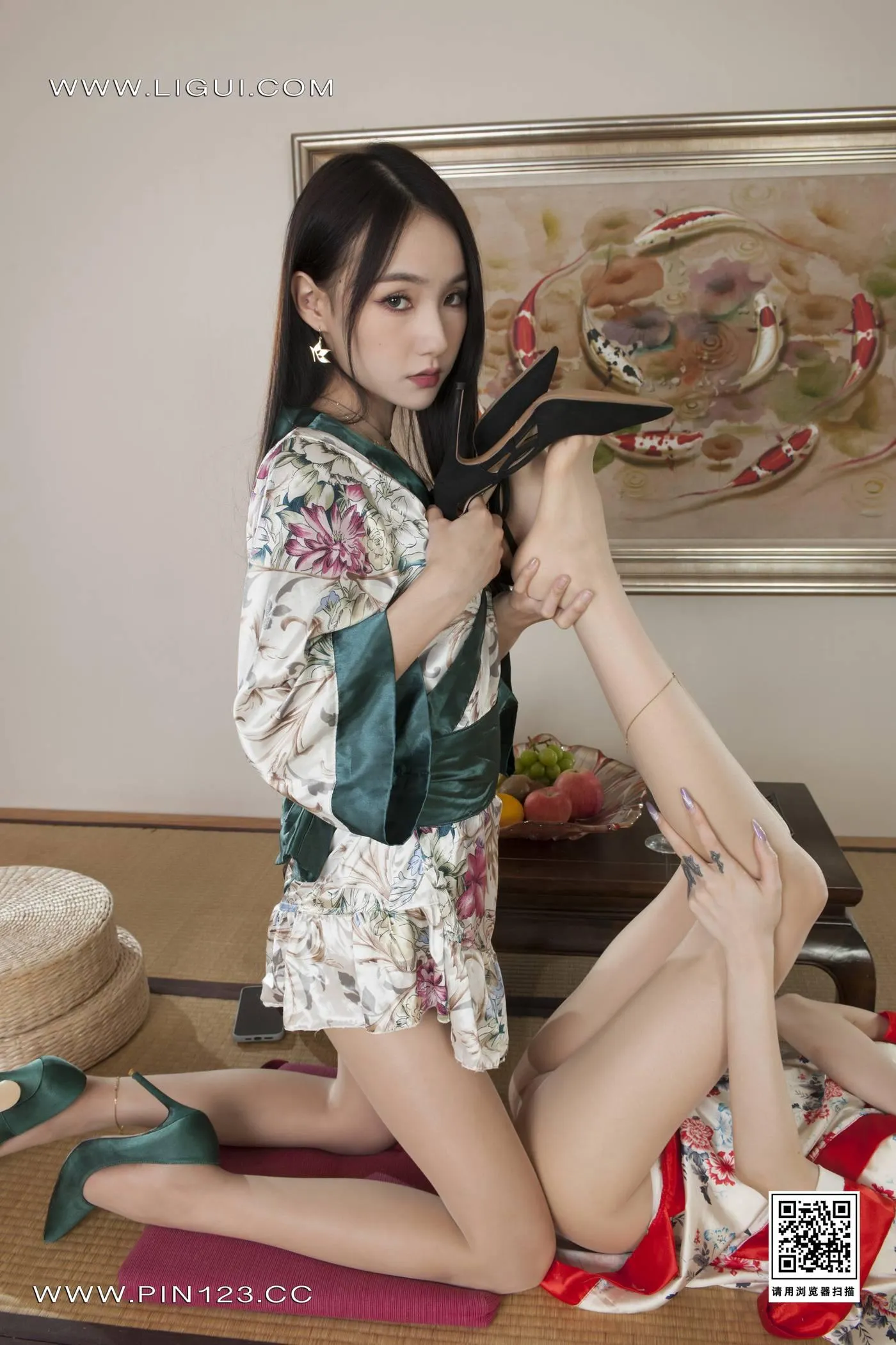 [Ligui丽柜]2022.11.24 足欲双生(上) 兔子＆心心[66P]插图2