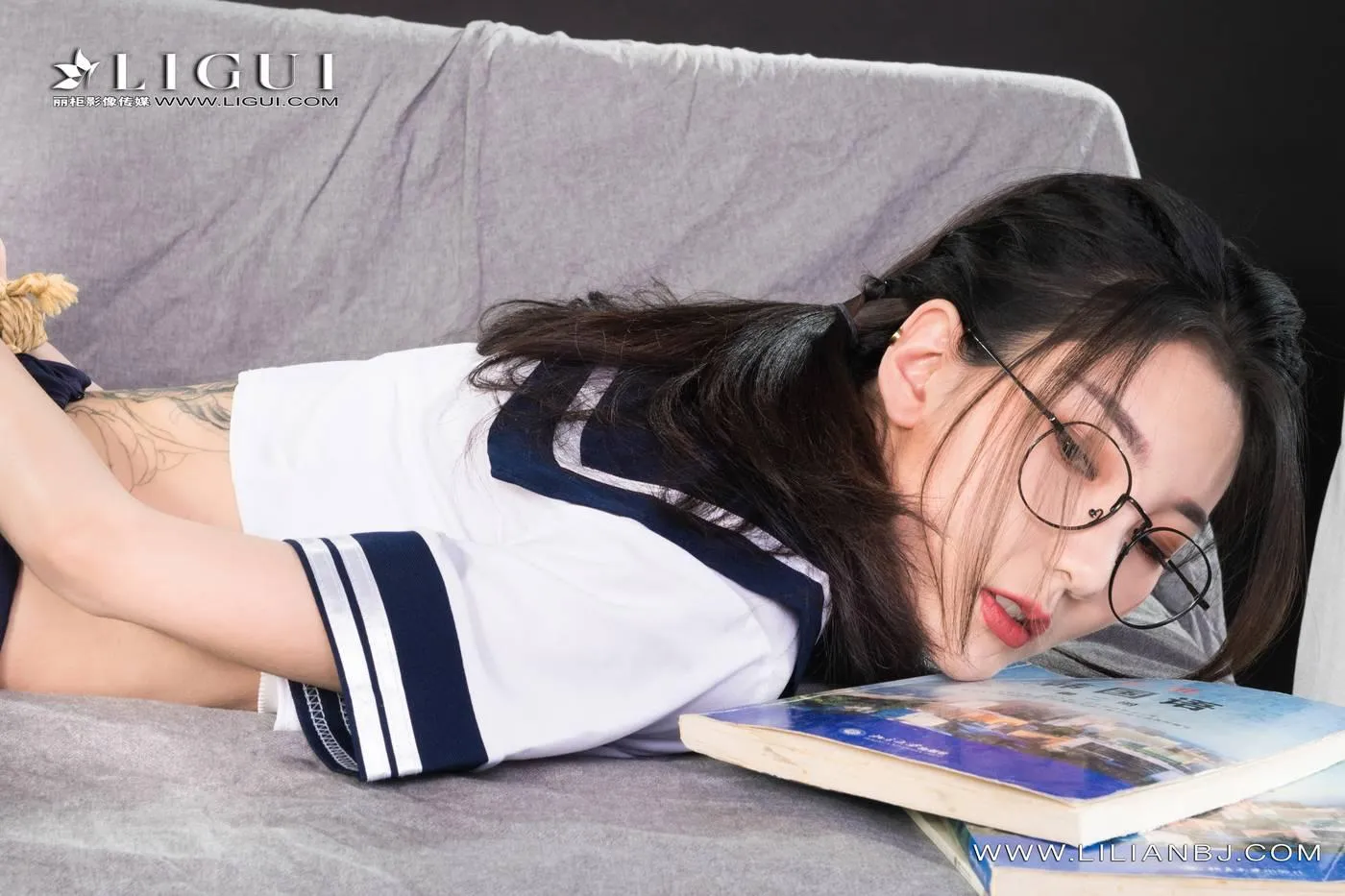 [Ligui丽柜]2022.01.28 《惩戒学妹》柰子[19P]插图