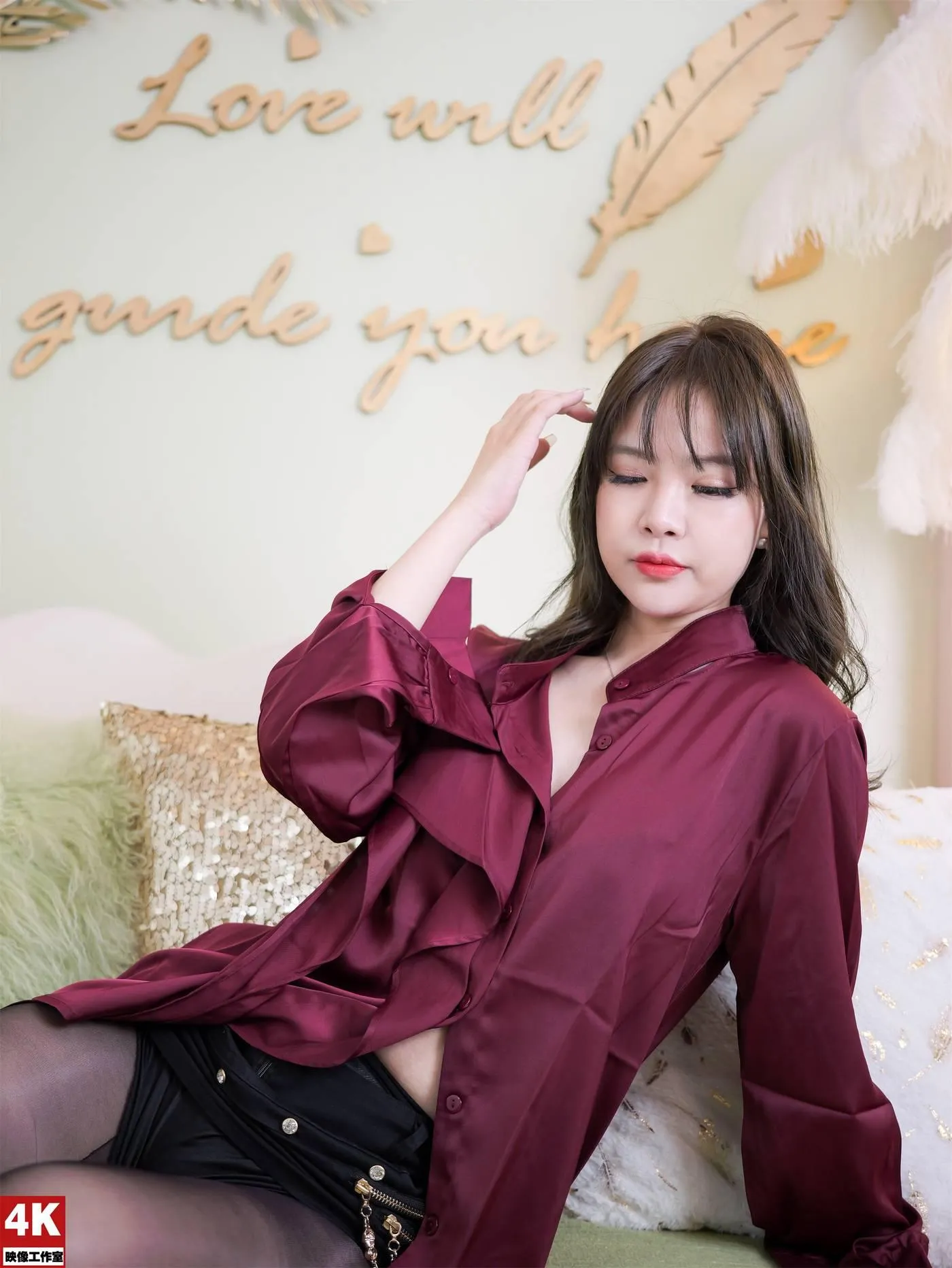 [Ligui丽柜]2022.04.17《慵懒的午后》小琳琳[87P]插图1