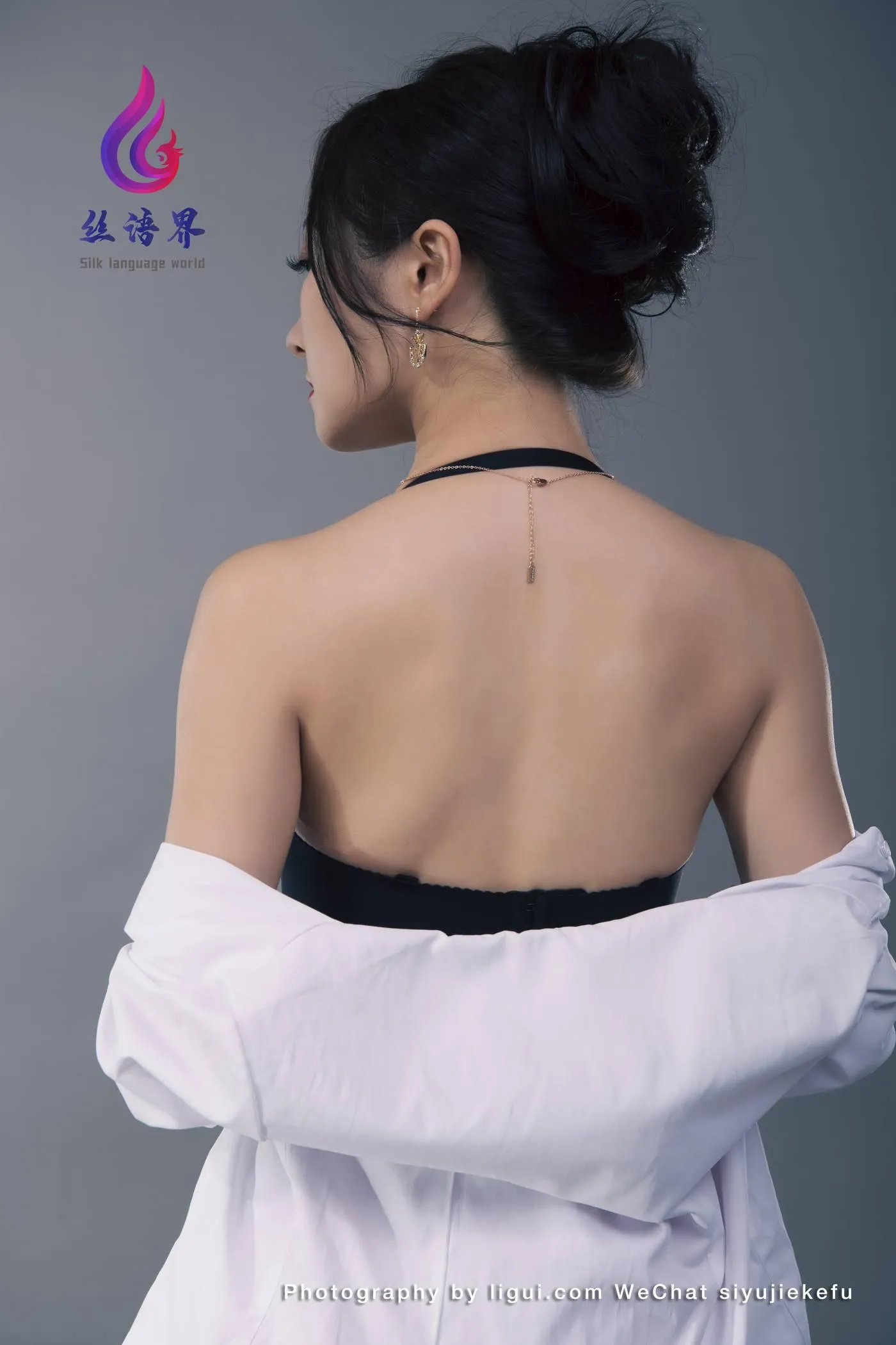 [Ligui丽柜]2022.04.27《那一抹红色》愉心[58P]插图