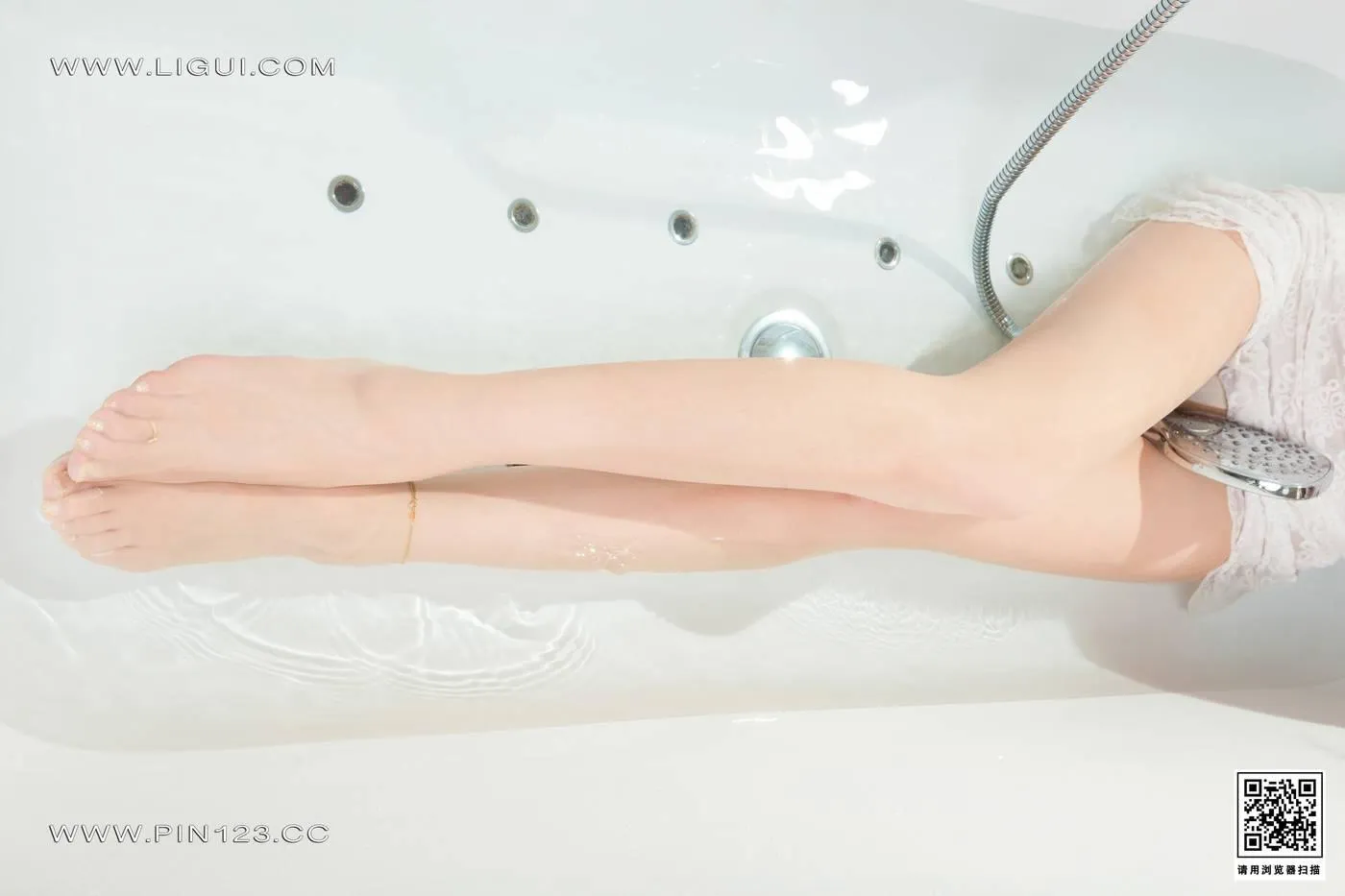 [Ligui丽柜]2022.10.31 水中芙蓉 心心[81P]插图1