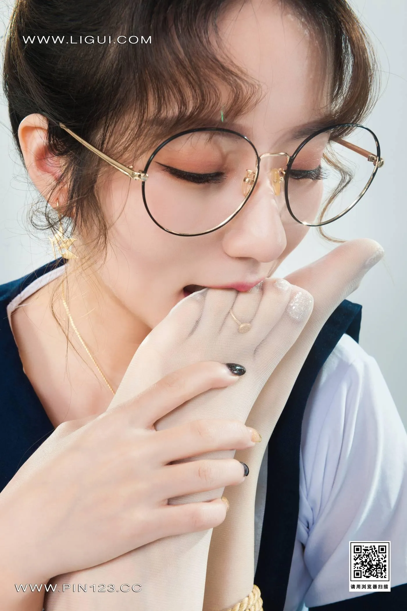 [Ligui丽柜]2022.09.16 双生花-紧缚花季 小智贤&汐汐[91P]插图9