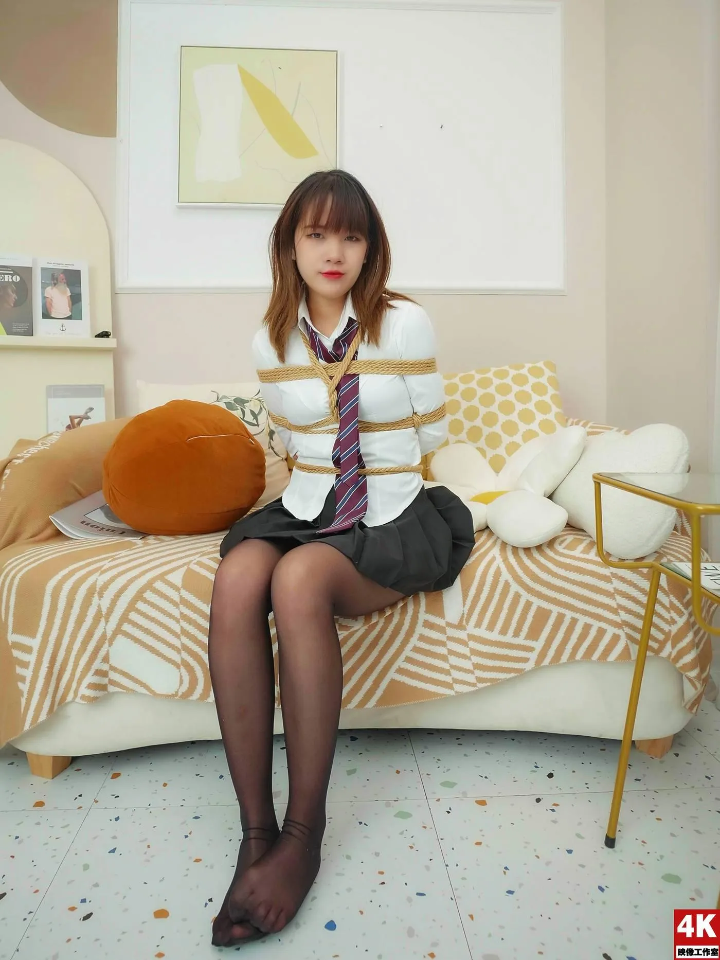 [Ligui丽柜]2022.09.16 你的JK女孩被绑起来 果果吖[54P]插图6