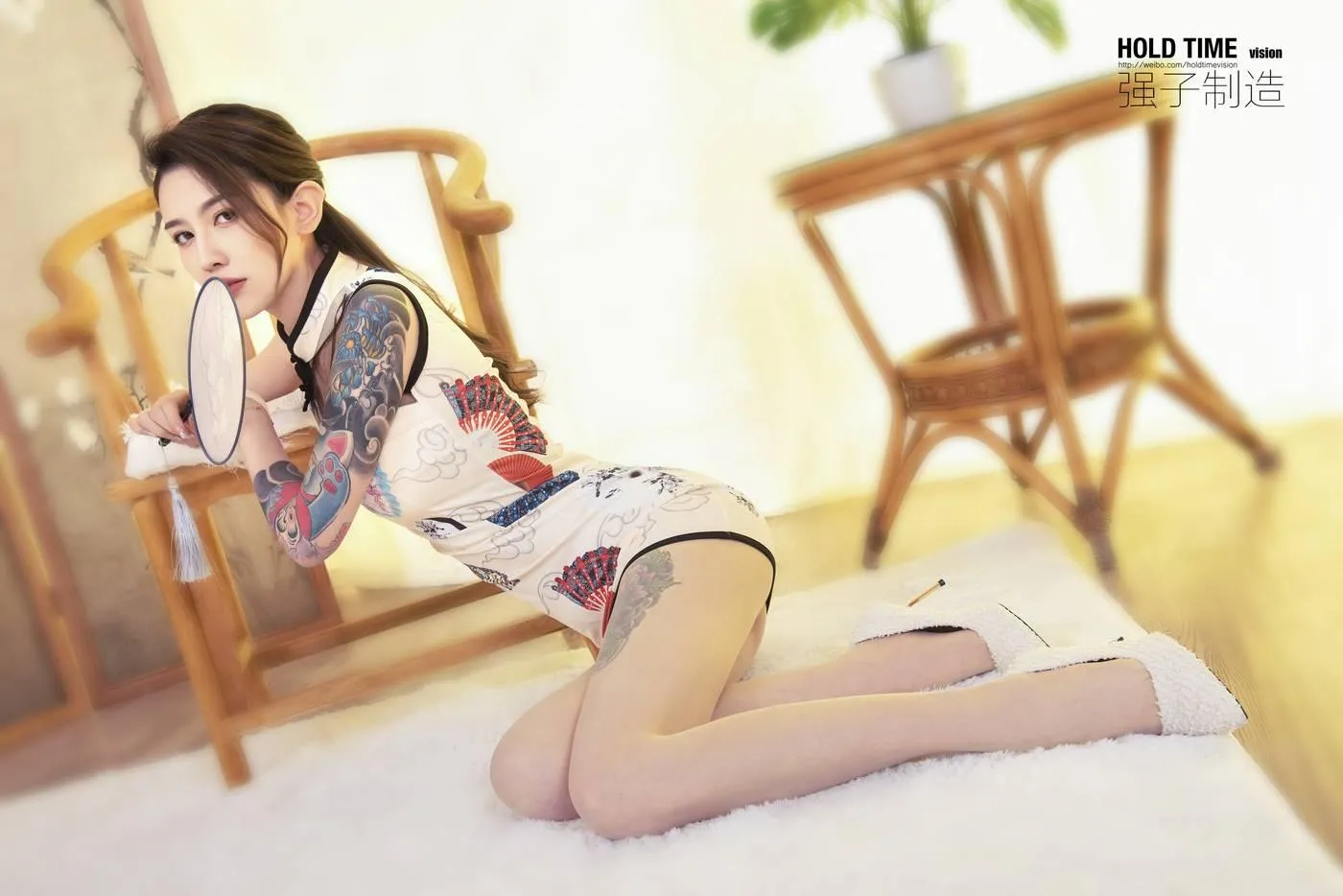 [Ligui丽柜]2022.04.30 小甜甜的求救 甜甜[111P]插图