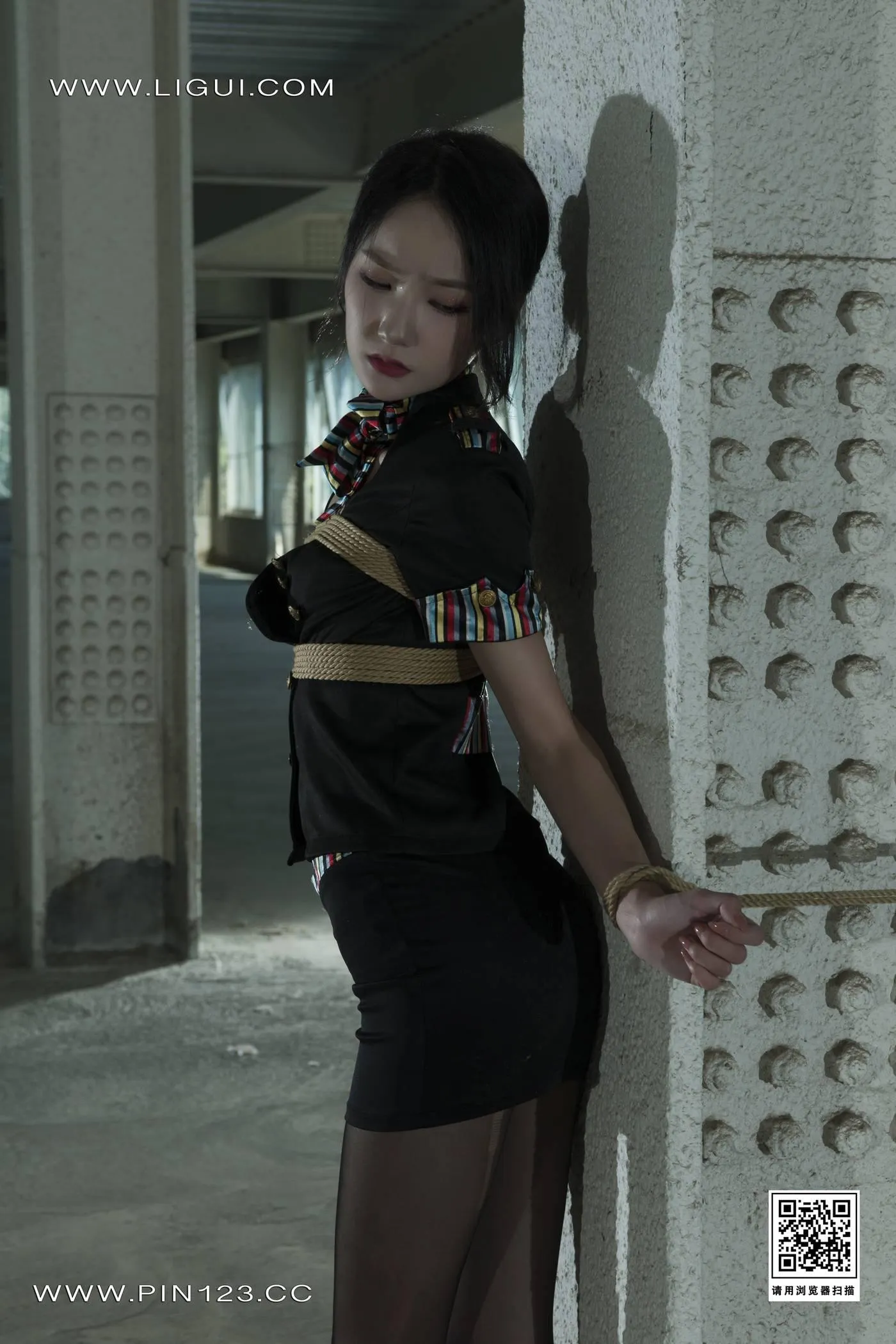 [Ligui丽柜]2022.09.02 劫持空姐 心心[68P]插图3