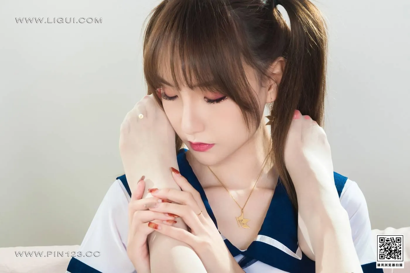 [Ligui丽柜]2023.03.02 双生花-同桌的你（上） 心心＆汐汐[45P]插图4