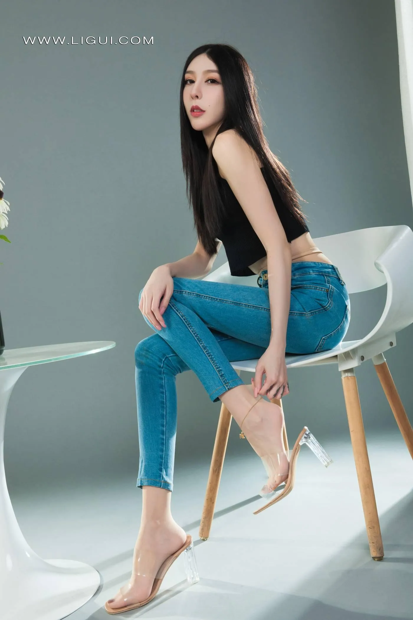 [Ligui丽柜]2022.02.25 《潮妹纤莲》兔子[78P]插图5