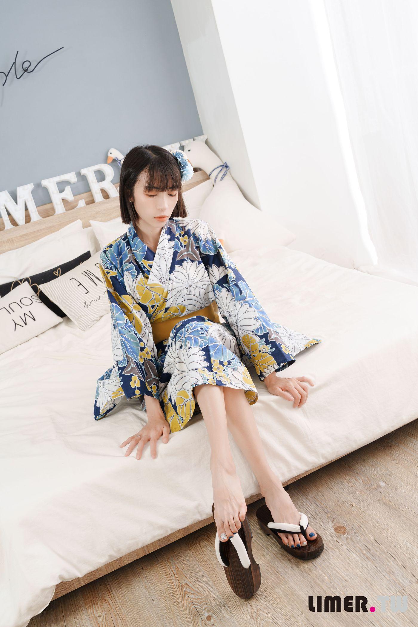[Limerence] 047 子子 超敏感脚脚初次被TK [160P]插图2