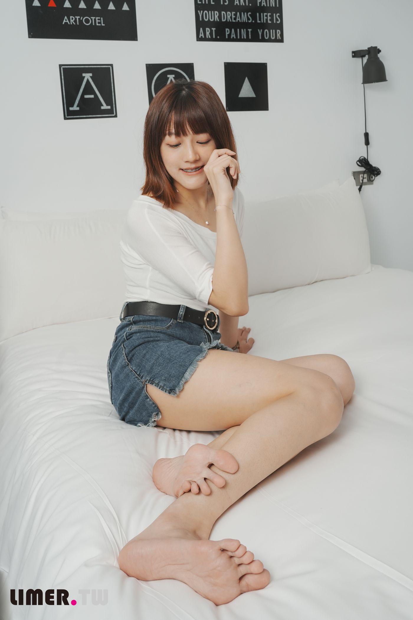 [Limerence] 040 Betty 微笑女孩极致裸足 [170P]插图8