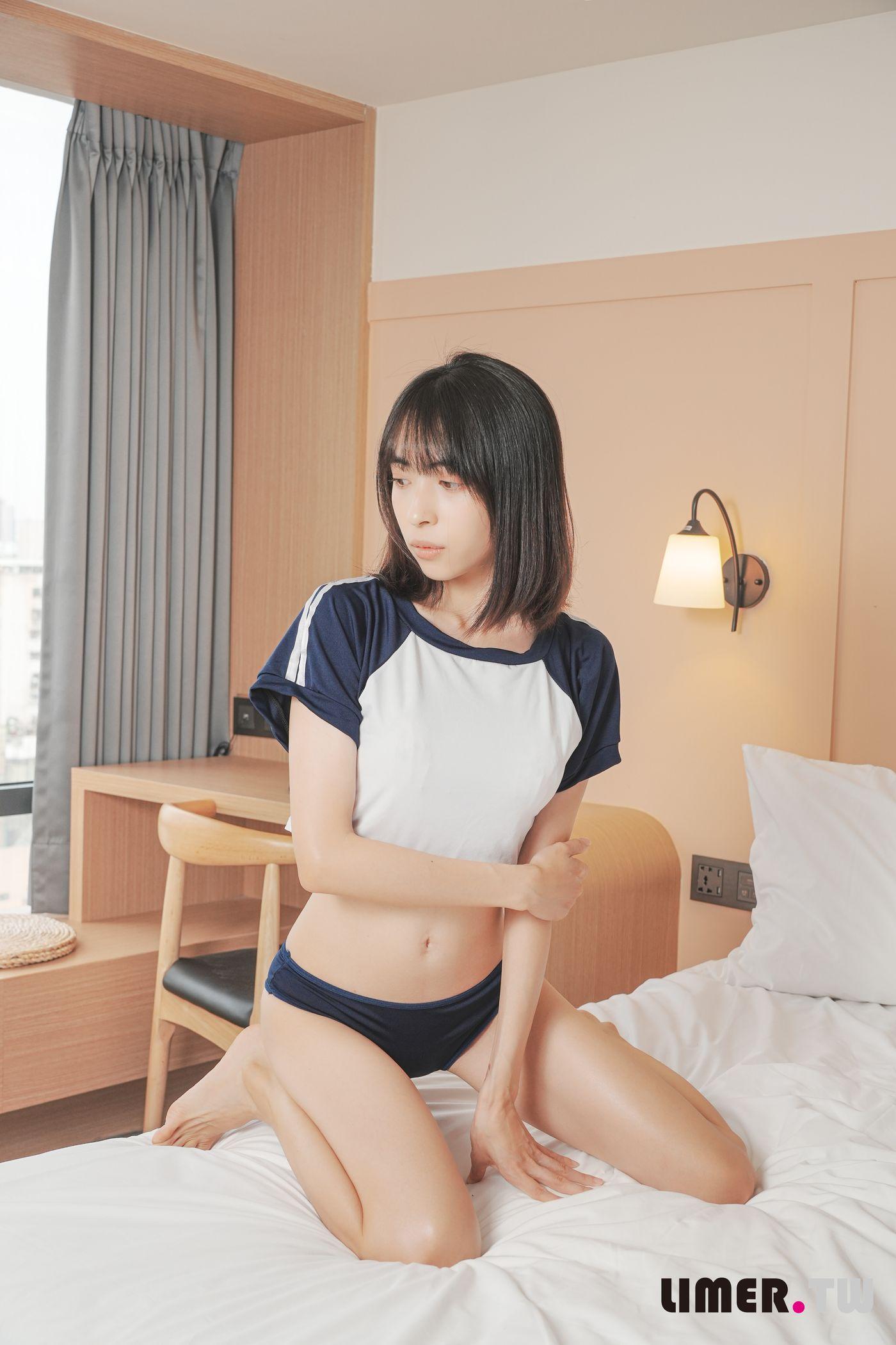 [Limerence] 021 子子 体操服 死库水脚底纹路 [140P]插图