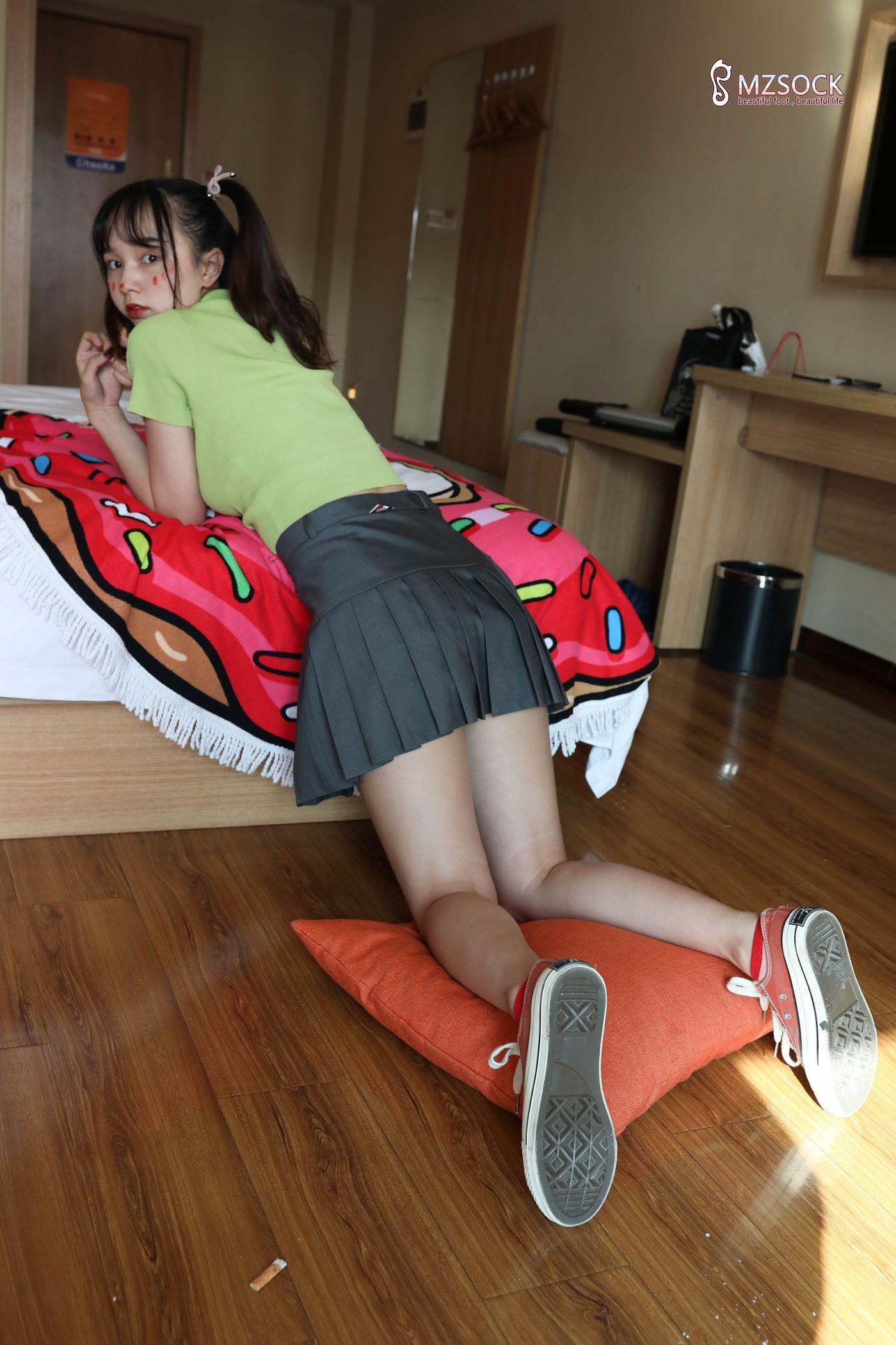[MZSOCK]爱美足 NO.084 悦悦[79P]插图3