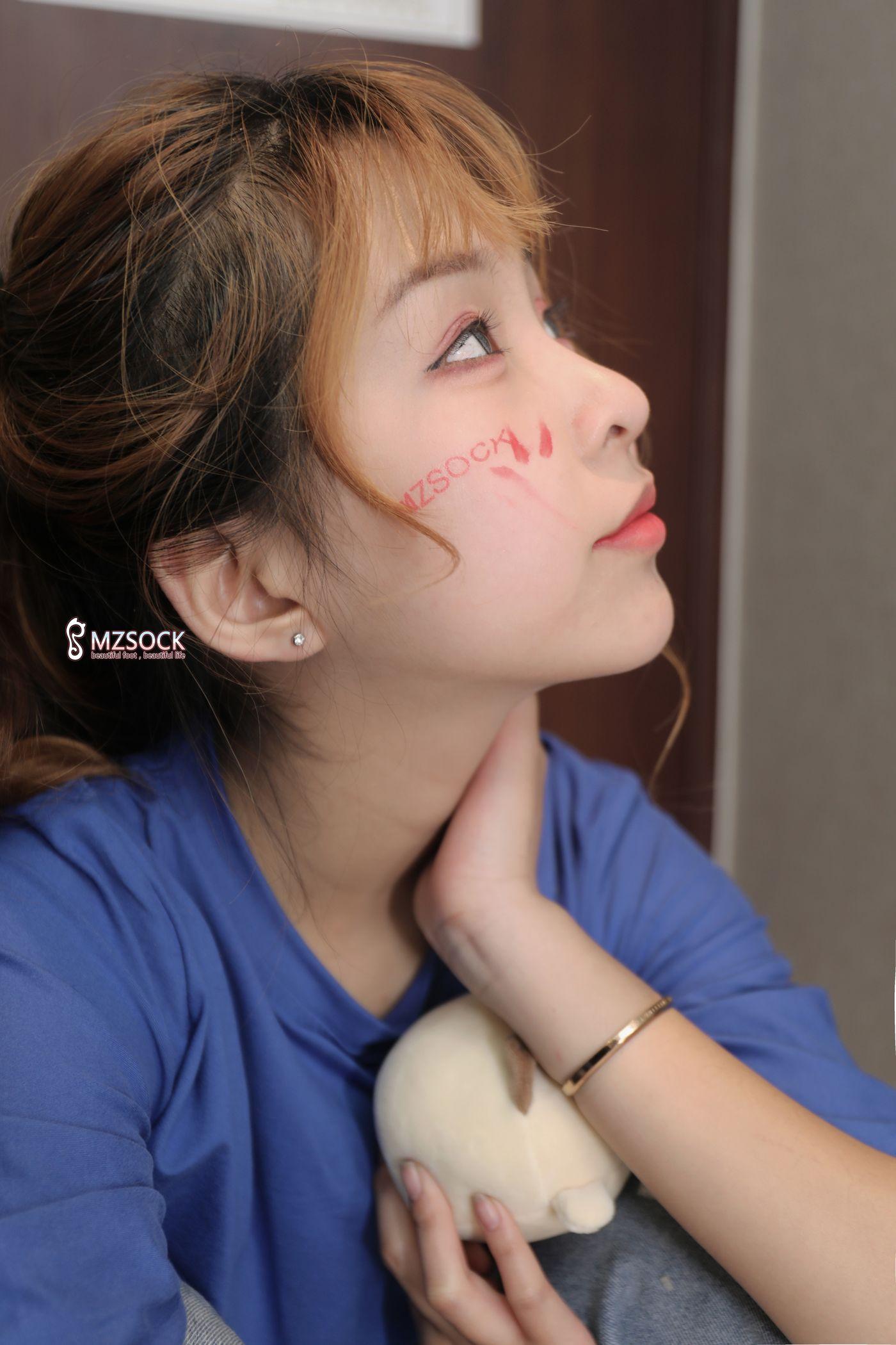 [MZSOCK]爱美足 NO.077 Ella！[84P]插图3