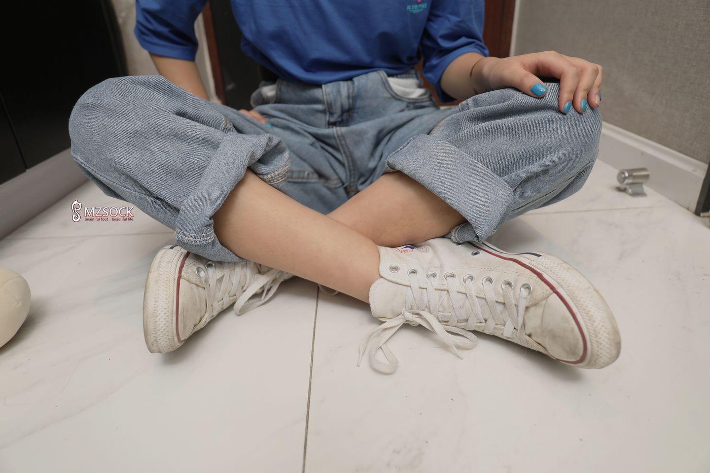 [MZSOCK]爱美足 NO.077 Ella！[84P]插图1