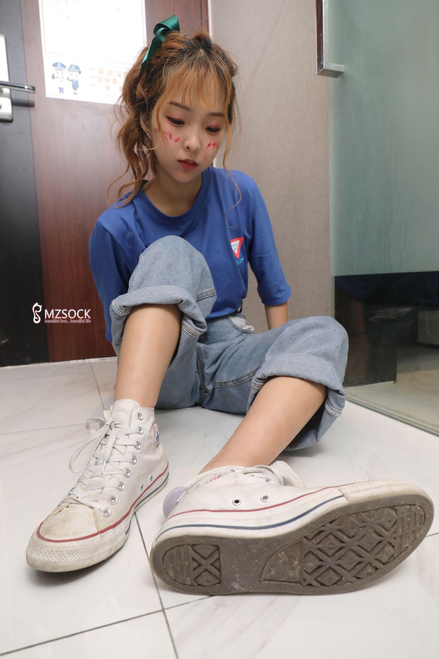 [MZSOCK]爱美足 NO.077 Ella！[84P]插图1