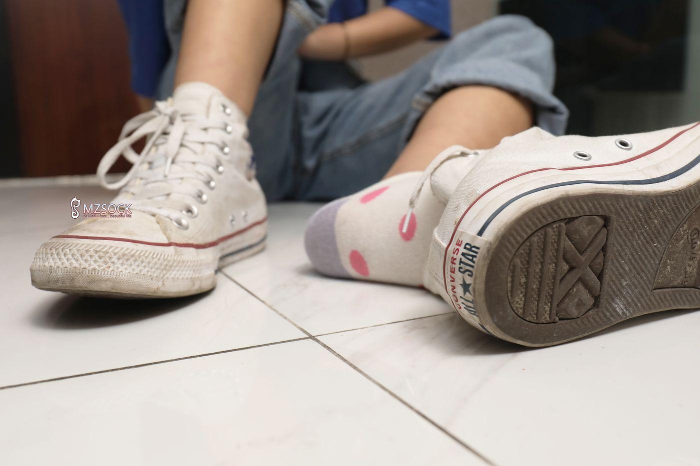 [MZSOCK]爱美足 NO.077 Ella！[84P]插图2