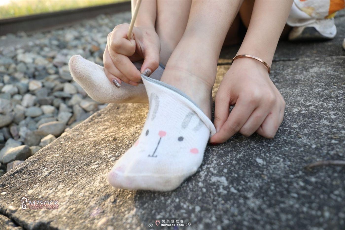 [MZSOCK]爱美足 NO.072 Ella![107P]插图