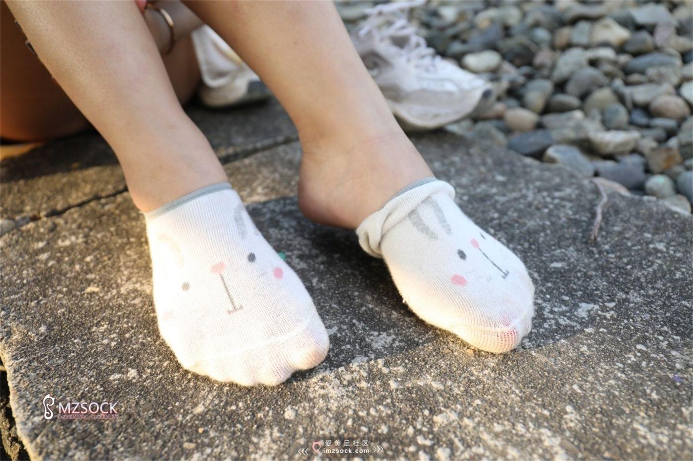 [MZSOCK]爱美足 NO.072 Ella![107P]插图1