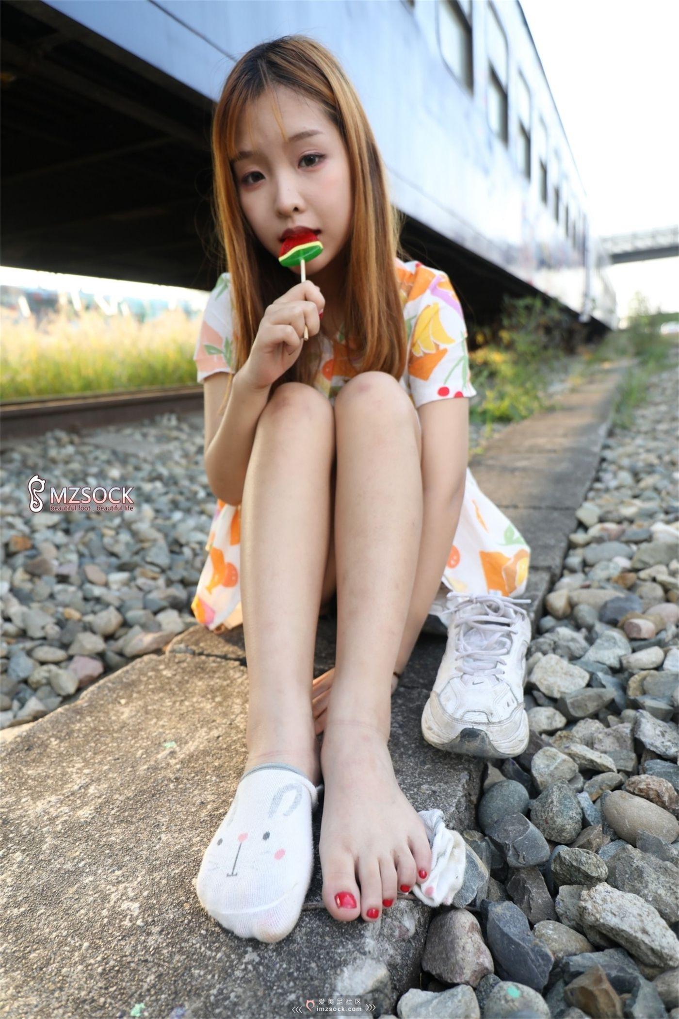 [MZSOCK]爱美足 NO.072 Ella![107P]插图5