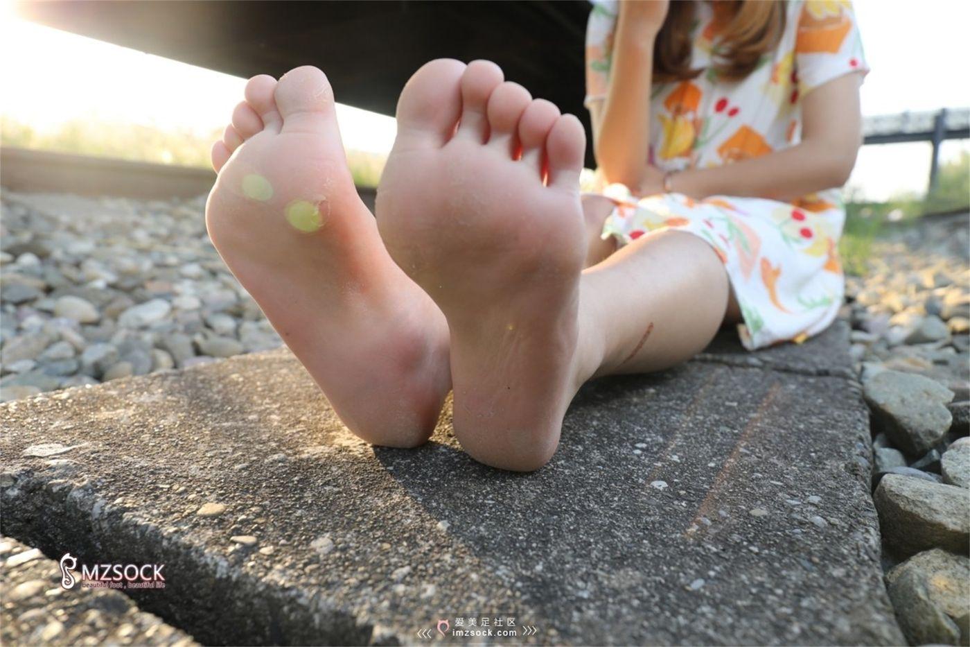 [MZSOCK]爱美足 NO.072 Ella![107P]插图1