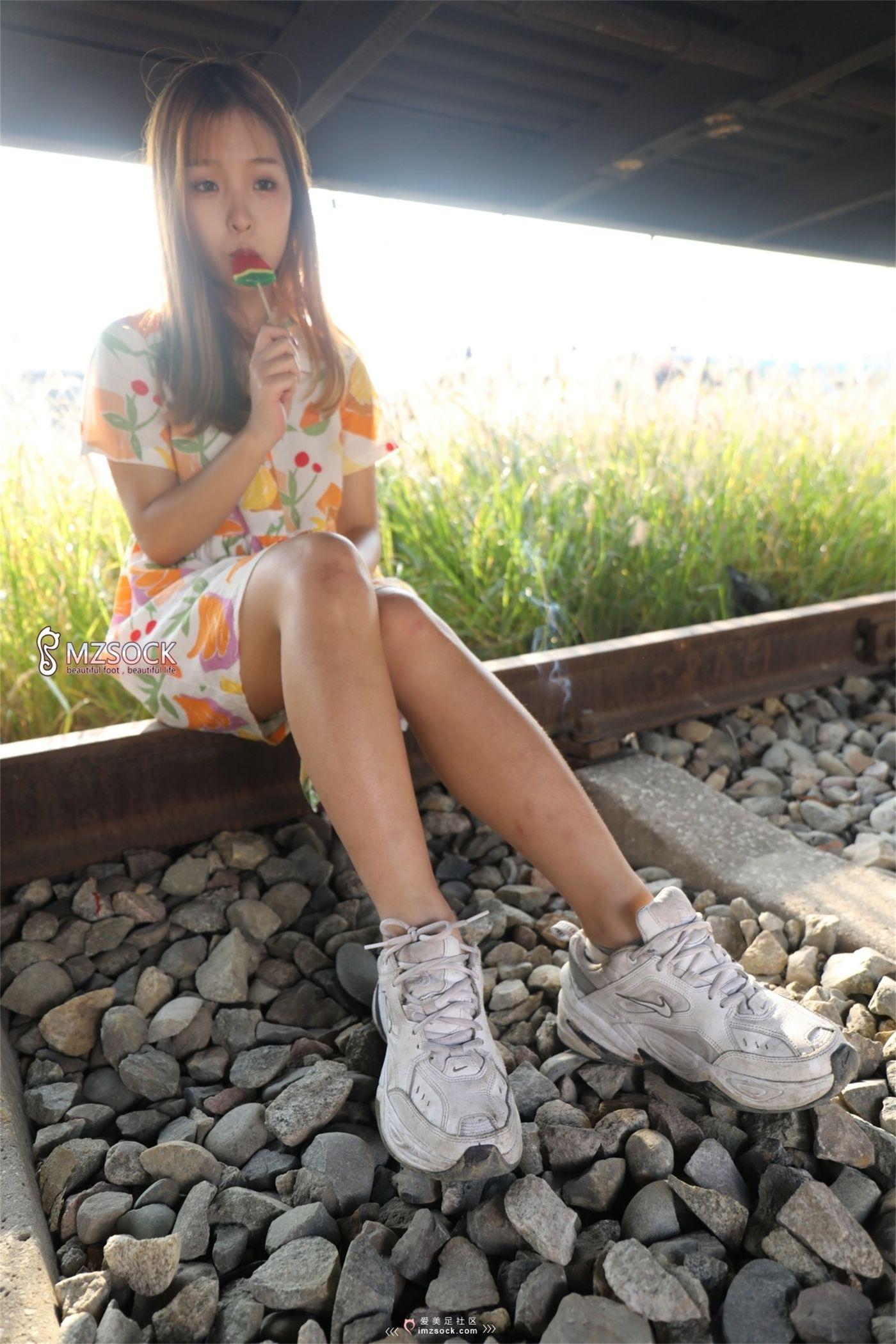 [MZSOCK]爱美足 NO.072 Ella![107P]插图6