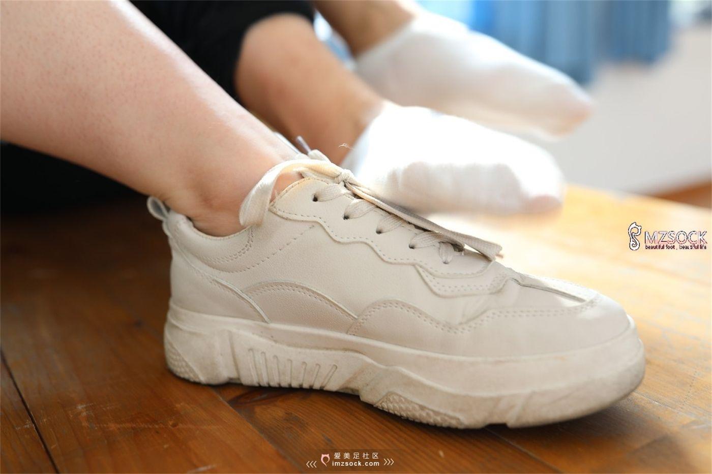 [MZSOCK]爱美足 NO.003 肖弧&佳妹[132P]插图2