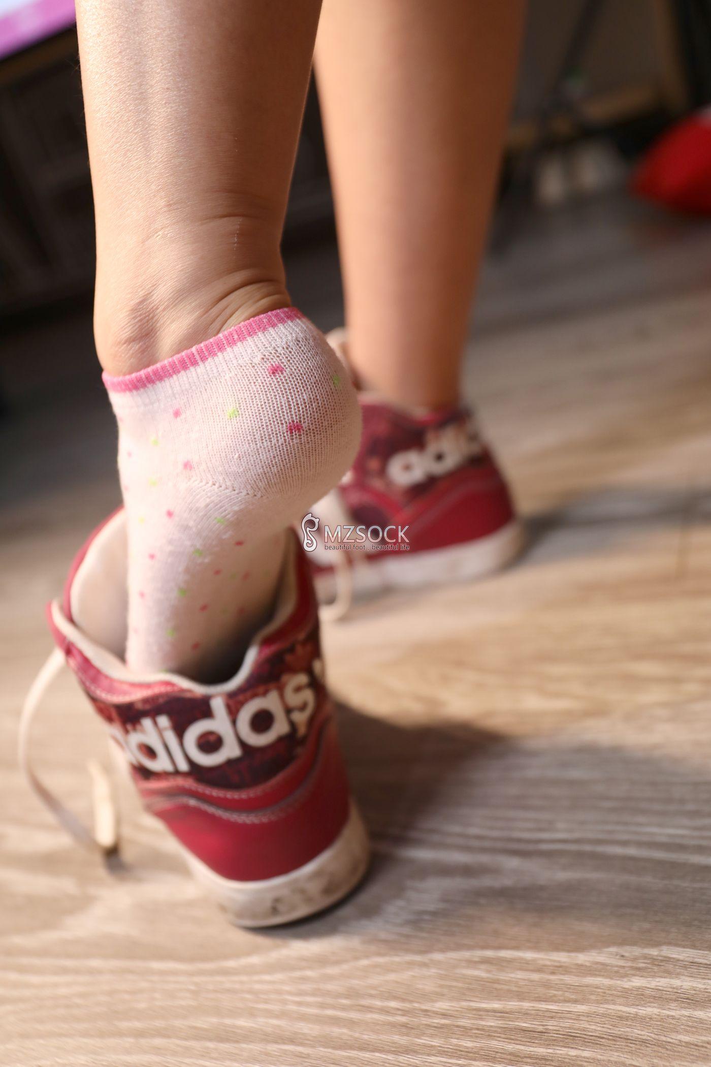 [MZSOCK]爱美足 NO.067 悦悦[76P]插图7
