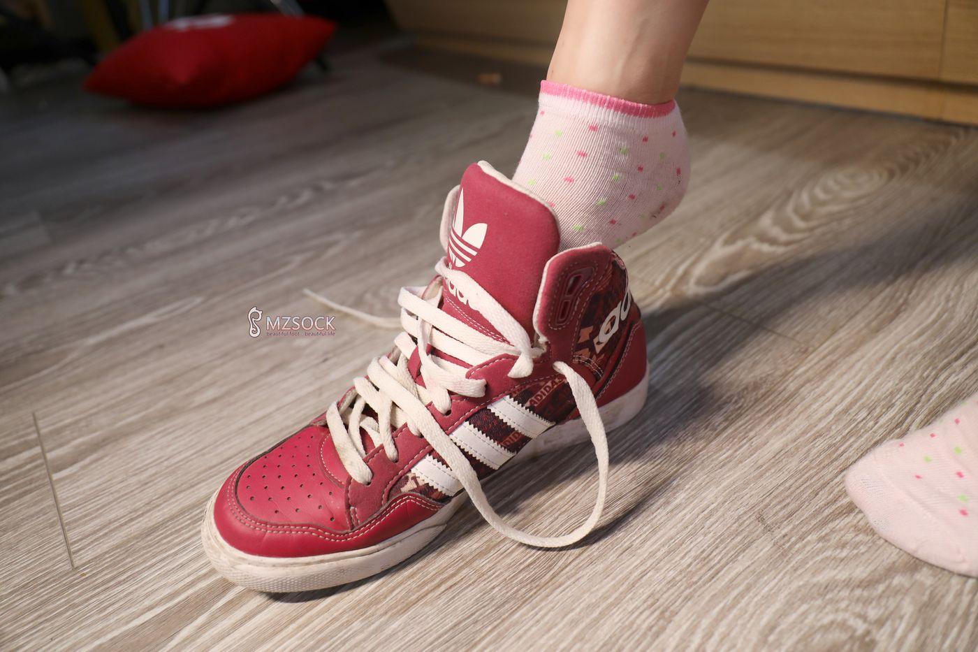 [MZSOCK]爱美足 NO.067 悦悦[76P]插图2