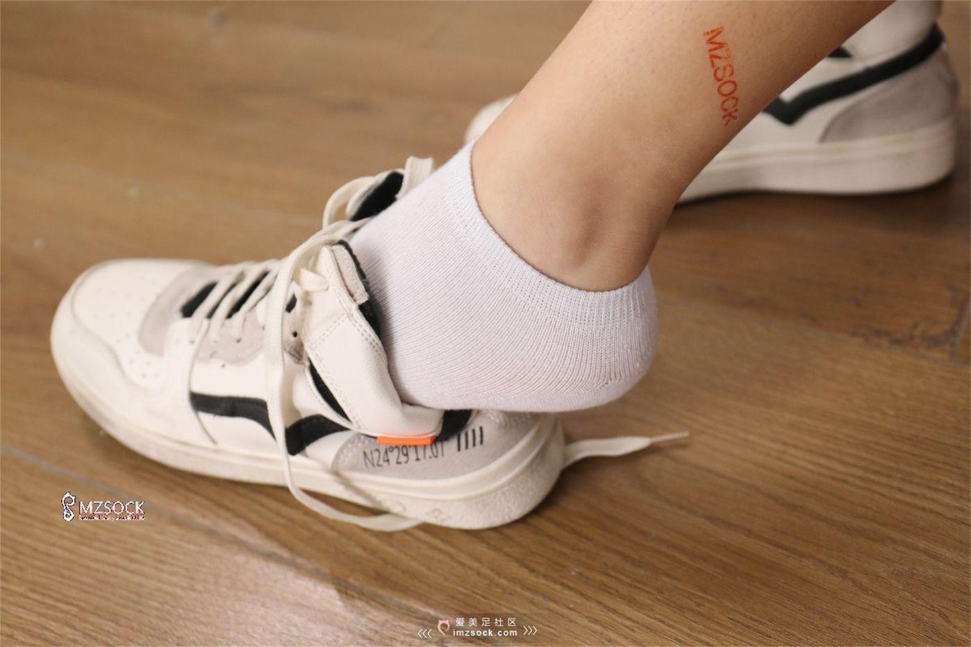 [MZSOCK]爱美足 NO.070 Ella![84P]插图3