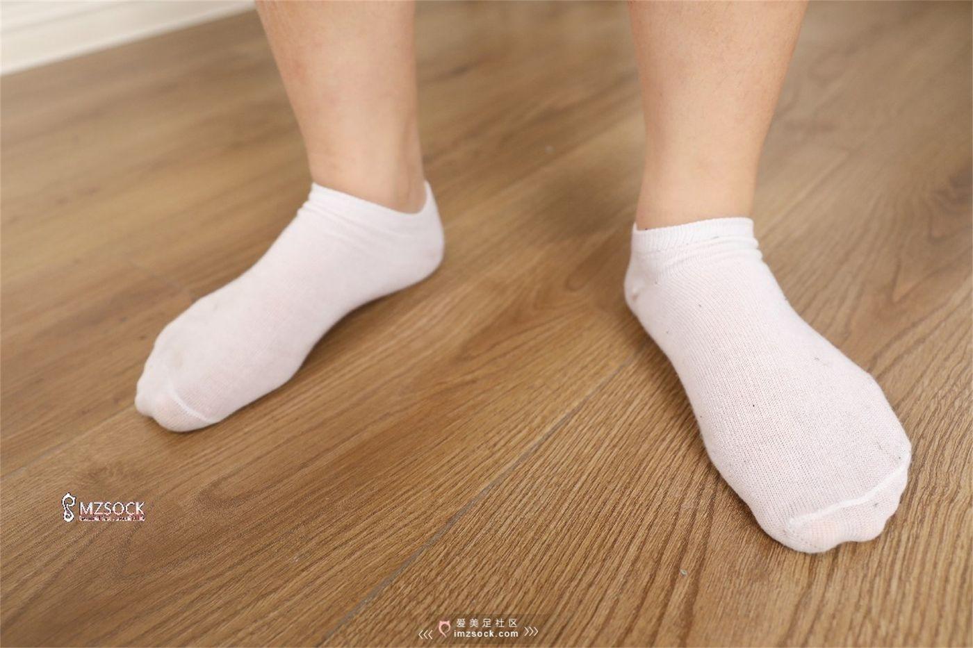 [MZSOCK]爱美足 NO.070 Ella![84P]插图1