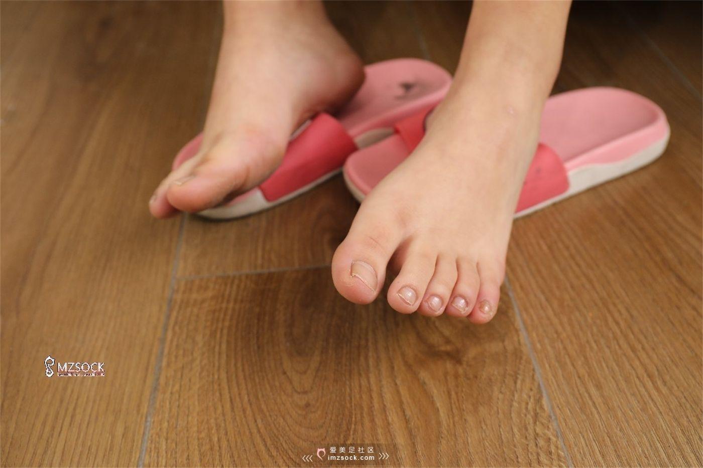 [MZSOCK]爱美足 NO.070 Ella![84P]插图2
