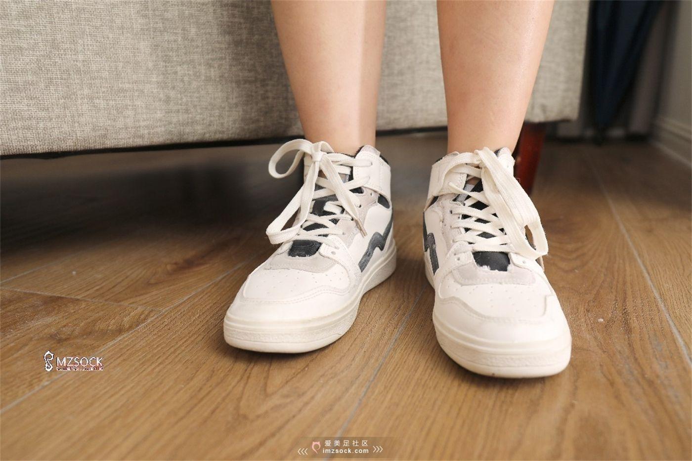 [MZSOCK]爱美足 NO.070 Ella![84P]插图1