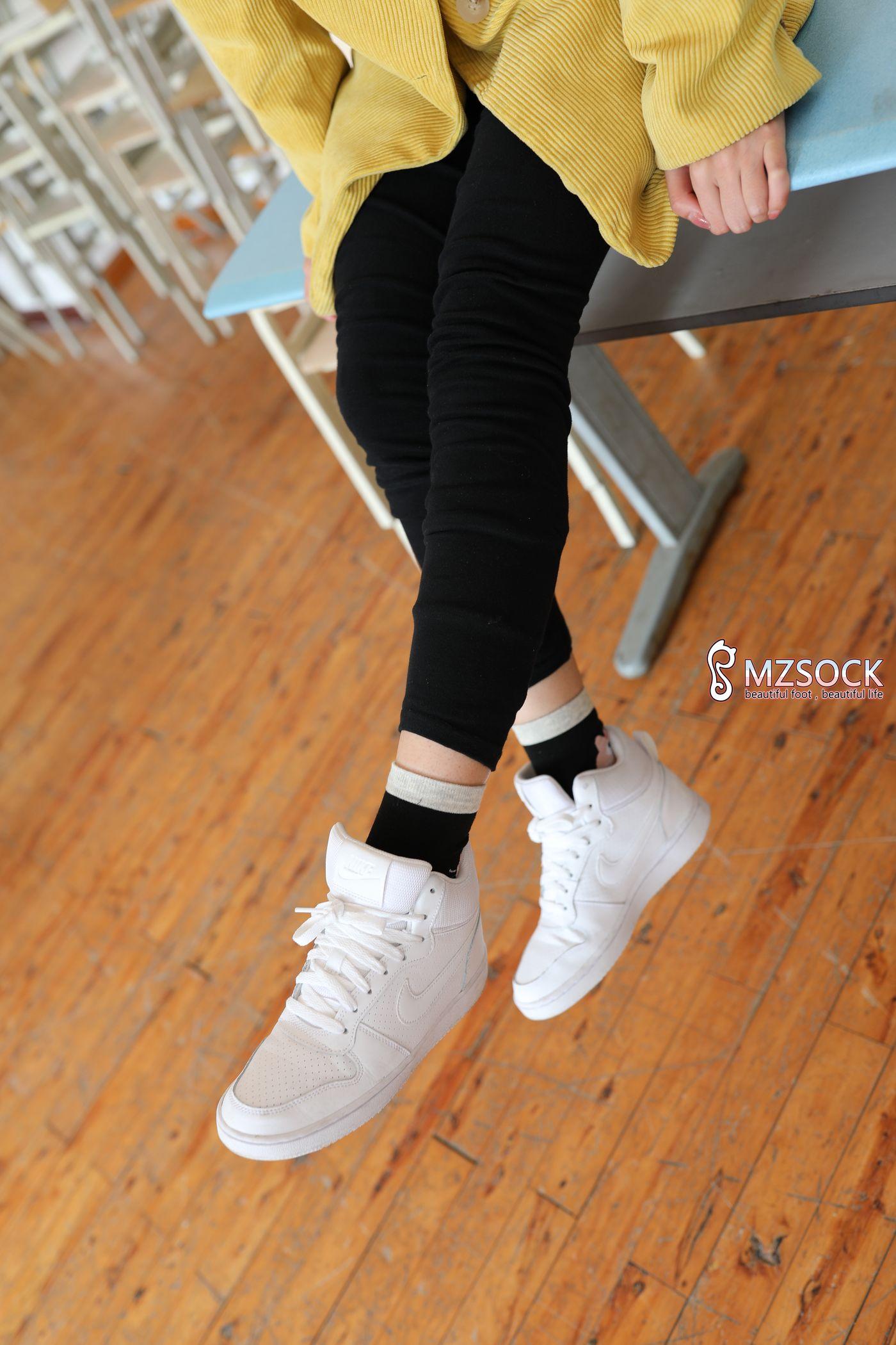 [MZSOCK]爱美足 NO.002 佳妹[132P]插图